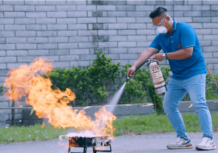 Chua Chay Pin 712x500 1 Chua Chay Pin 712x500 1